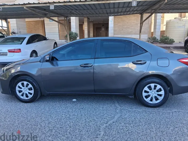 تويوتا كورولا 2015